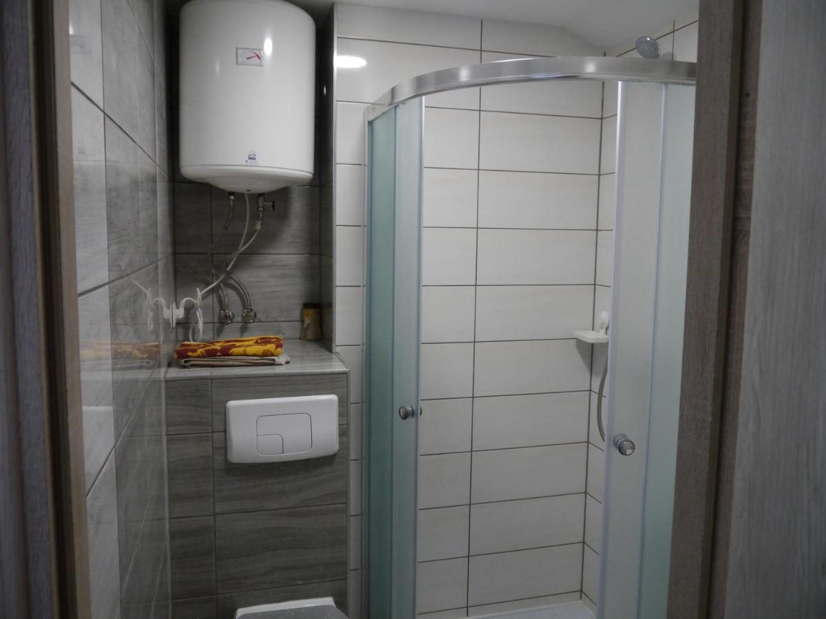 Brama Bieszczad Apartment Lesko Exterior foto