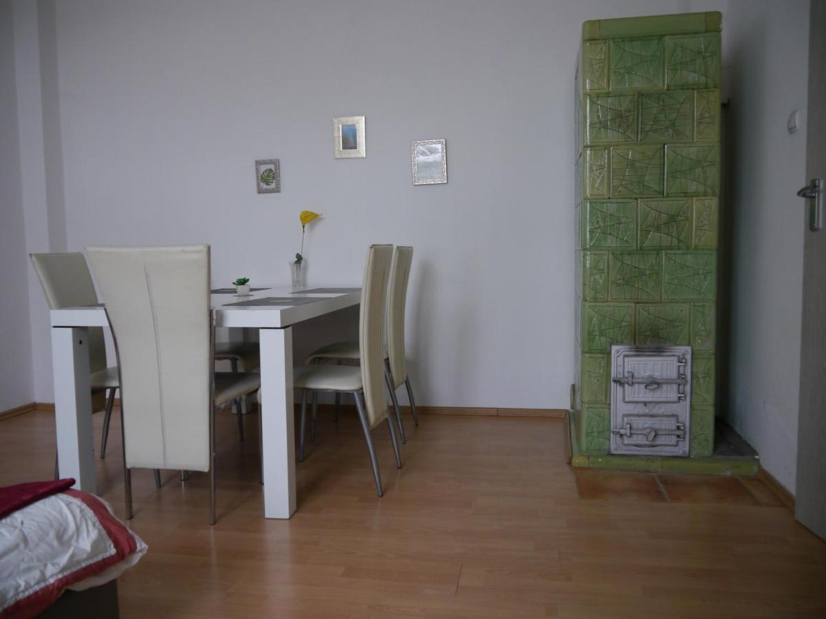Brama Bieszczad Apartment Lesko Exterior foto