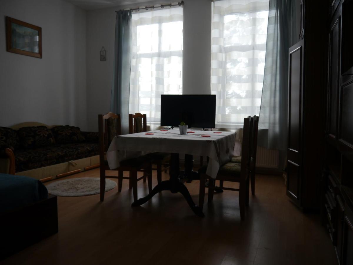 Brama Bieszczad Apartment Lesko Exterior foto