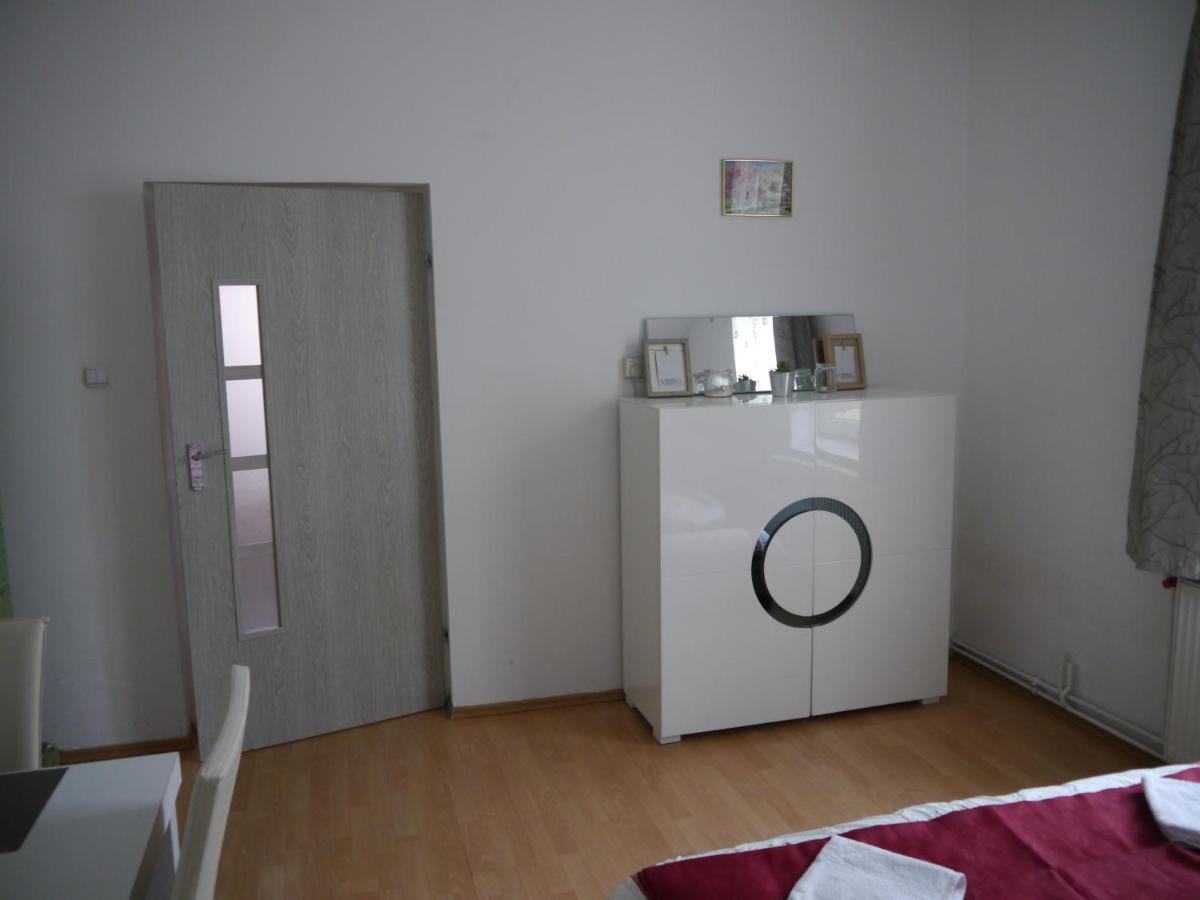 Brama Bieszczad Apartment Lesko Exterior foto