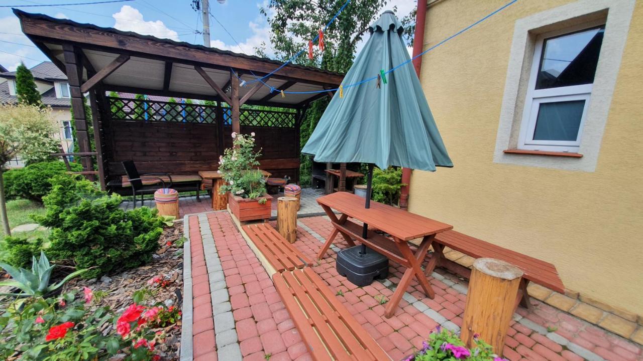 Brama Bieszczad Apartment Lesko Exterior foto